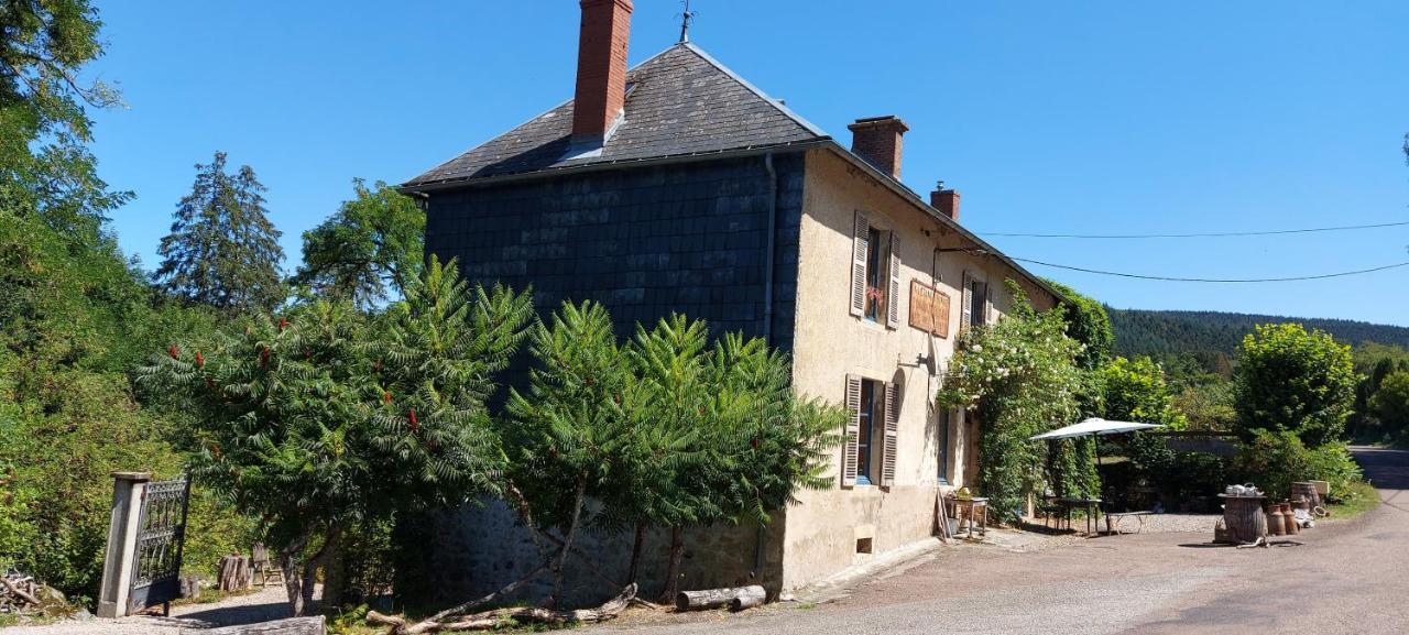 Chambres D'Hotes A L'Etang D'Yonne Arleuf Exteriér fotografie